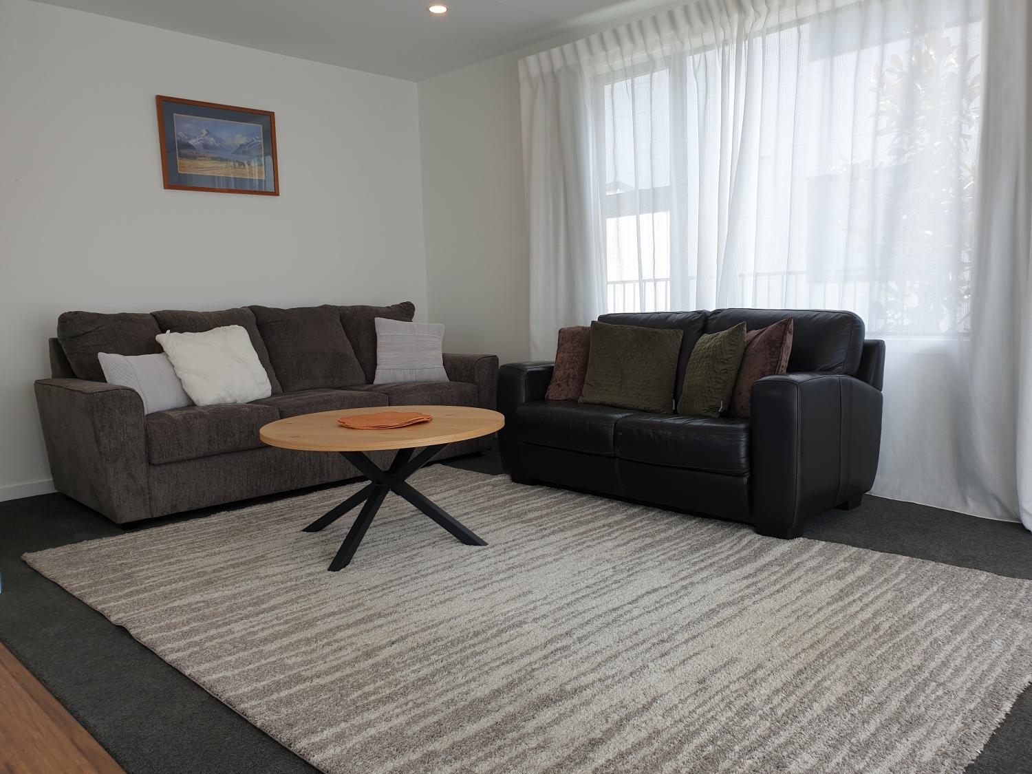 Lounge downstairs.jpg