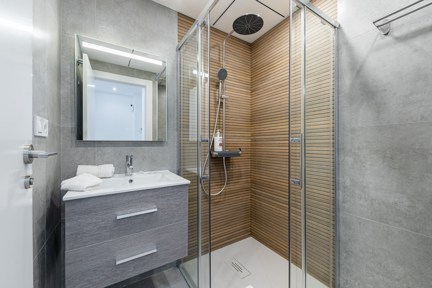 LA CALMA - Calle Oviedo 3 1º4 (22).jpg