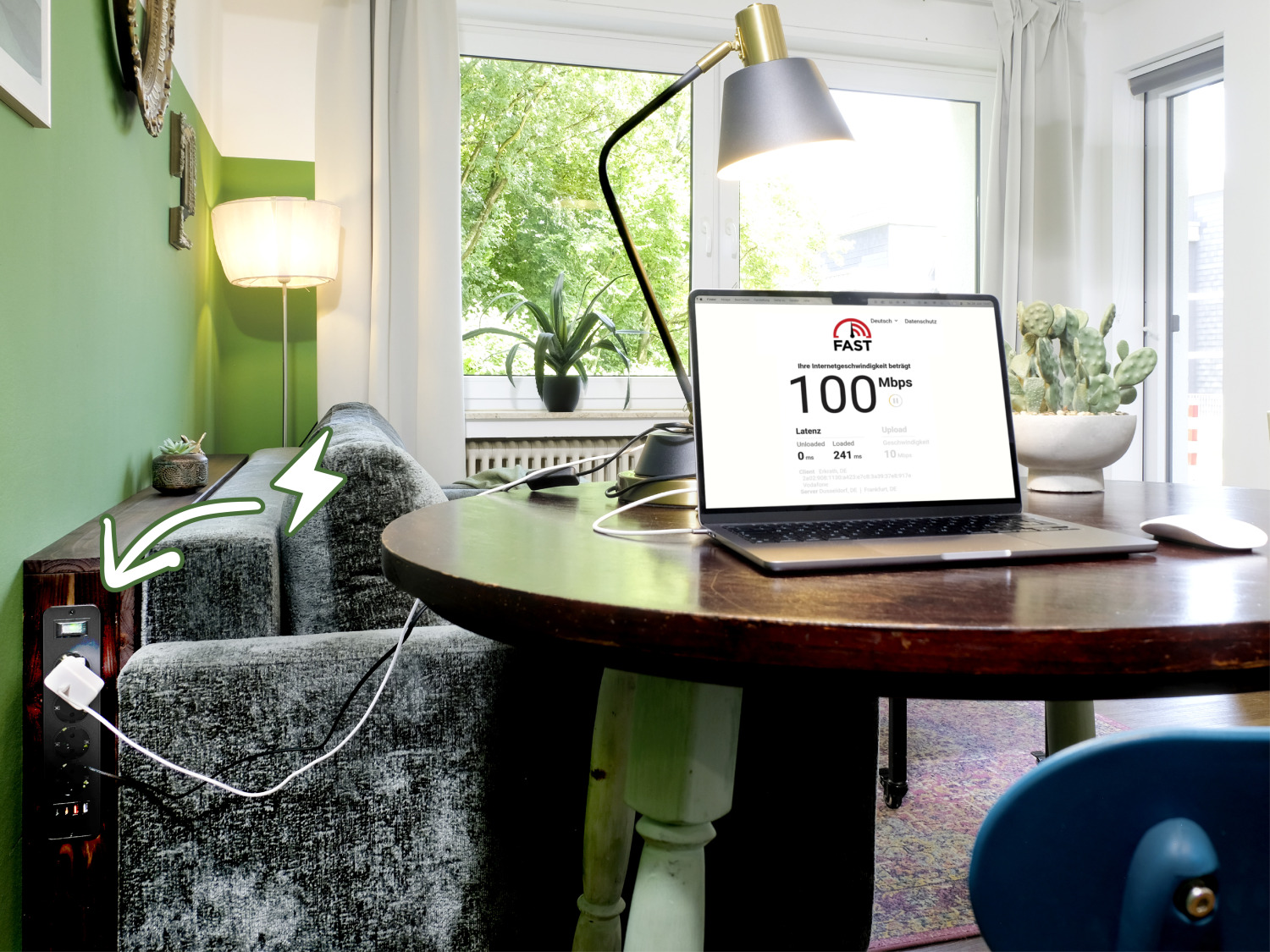 Arbeitsplatz am Esstisch mit schnellem WLAN