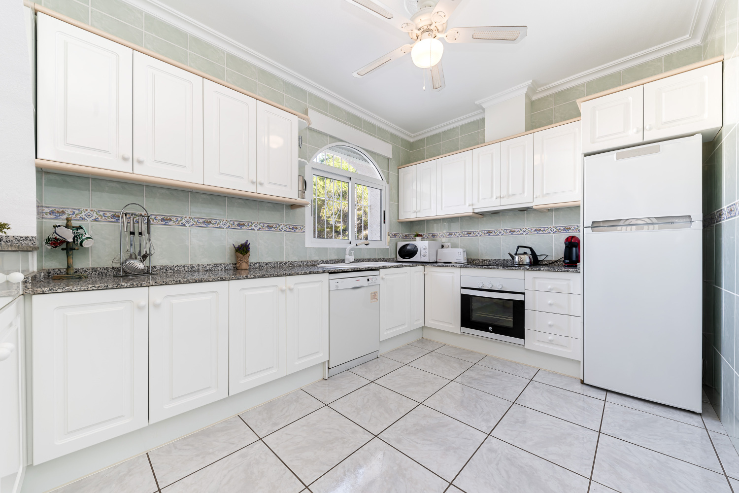 Villa San Miguel de Salinas_Calle Belgica 3 (31).jpg