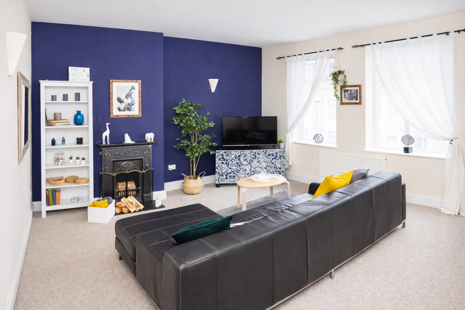 Louis living room.png