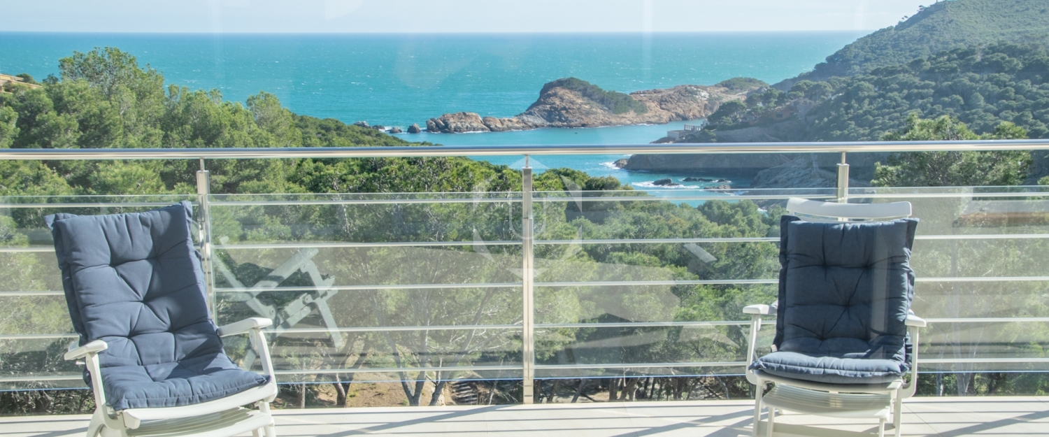 Luxury Holiday Home with pool, with Views of Sa tuna bay, in Begur, Costa Brava, Spain 0008.jpg