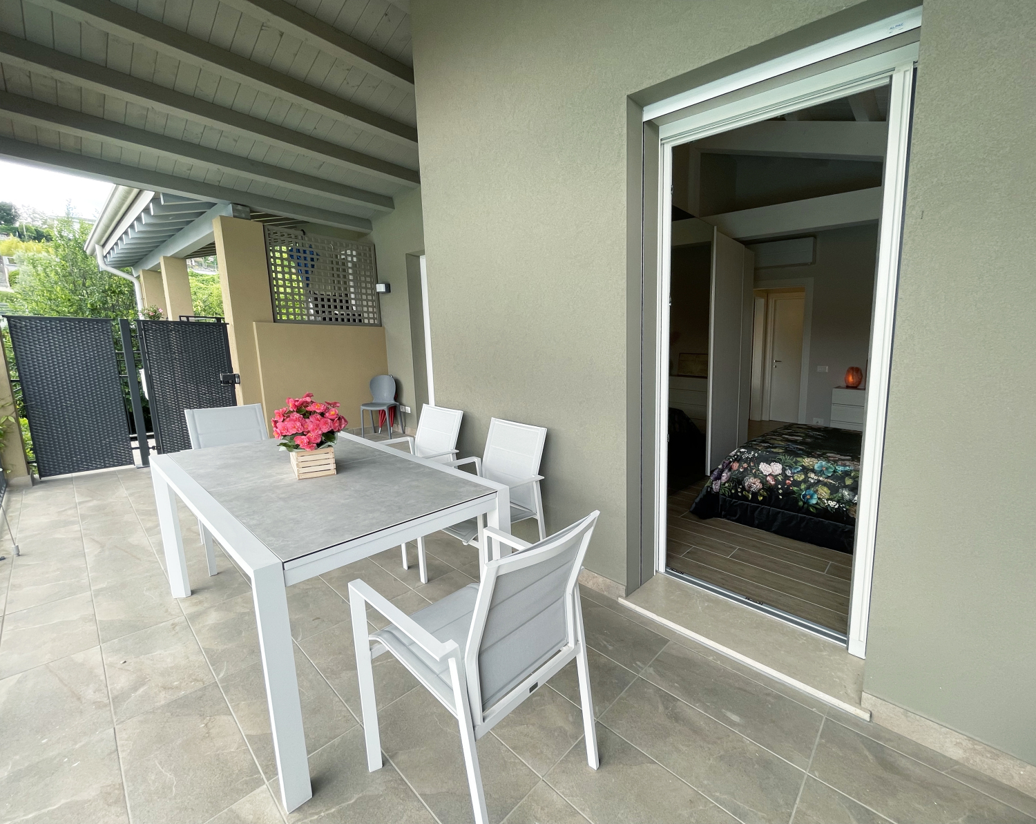 Esterno grande_13.jpg