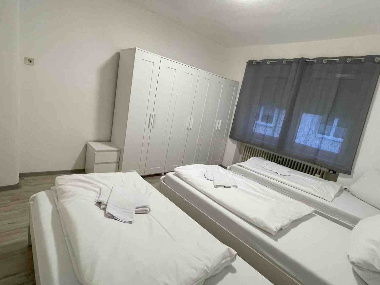 SAD902_ (OG) Friedrich-Wilhelm-Weber-Straße 30, 92421 Schwandorf (5).jpg