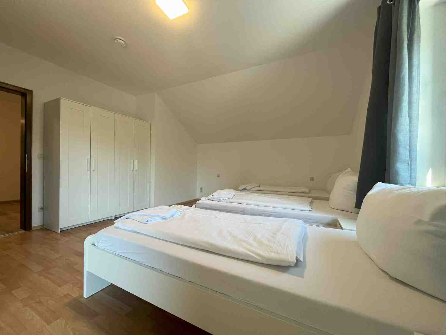 LAP103_(DG rechts) Pielmühler Straße 4, 93138 Lappersdorf (6).jpg