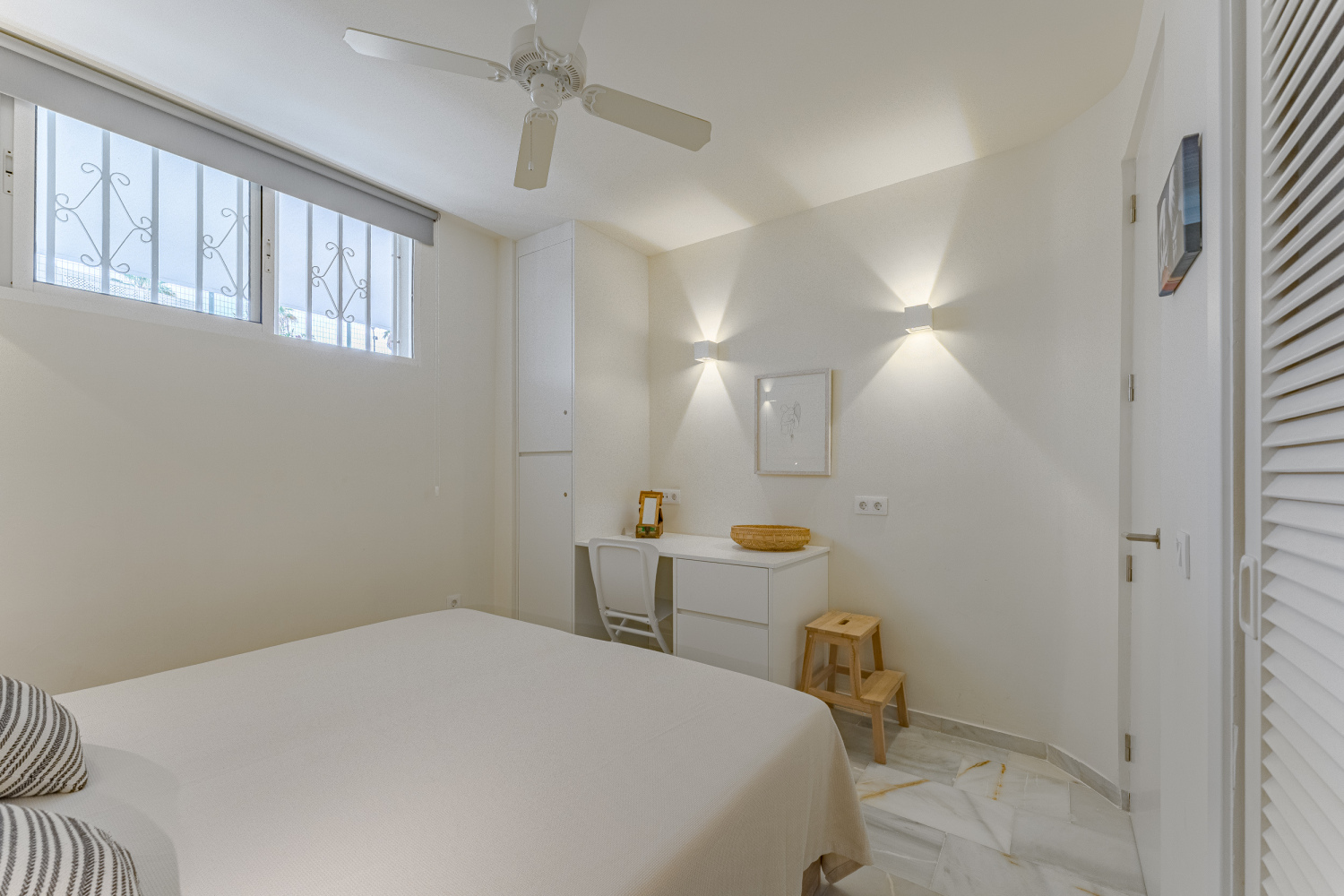 Altamira 415 20 Slaapkamer en bureau.jpg