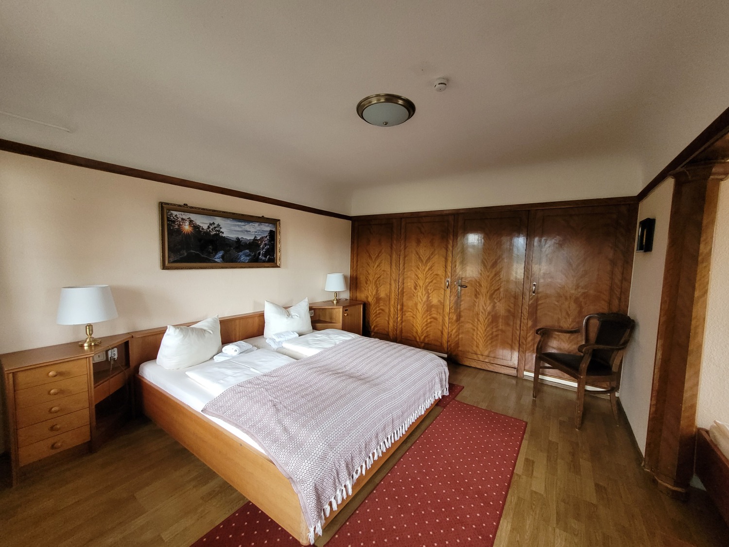 #1 Blick Schrank.jpg