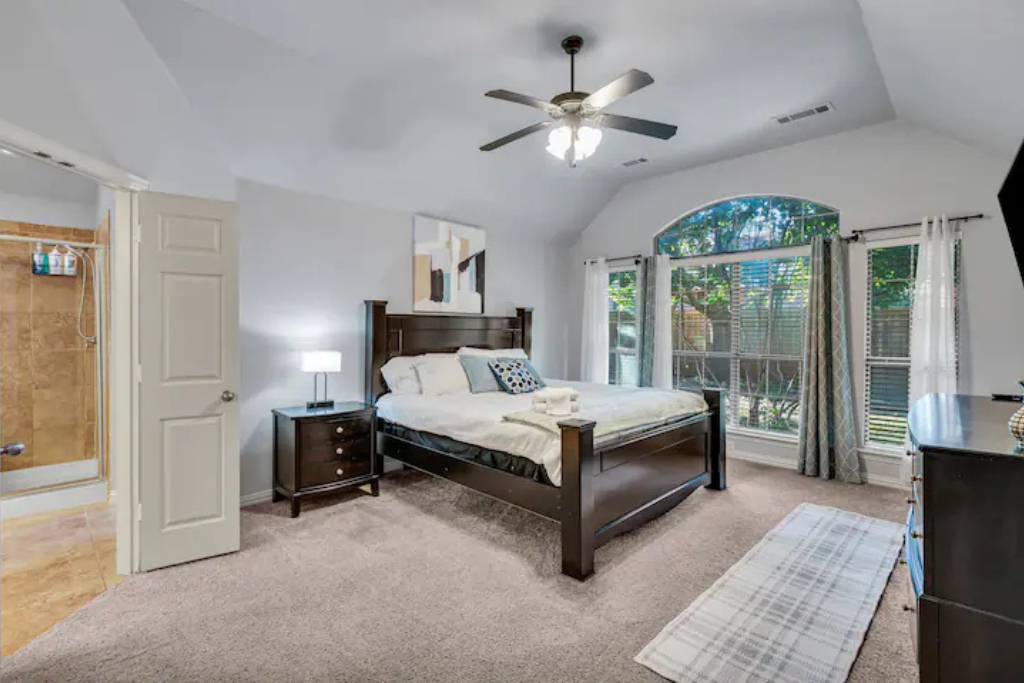 Larreta Airbnb pics  (15).png