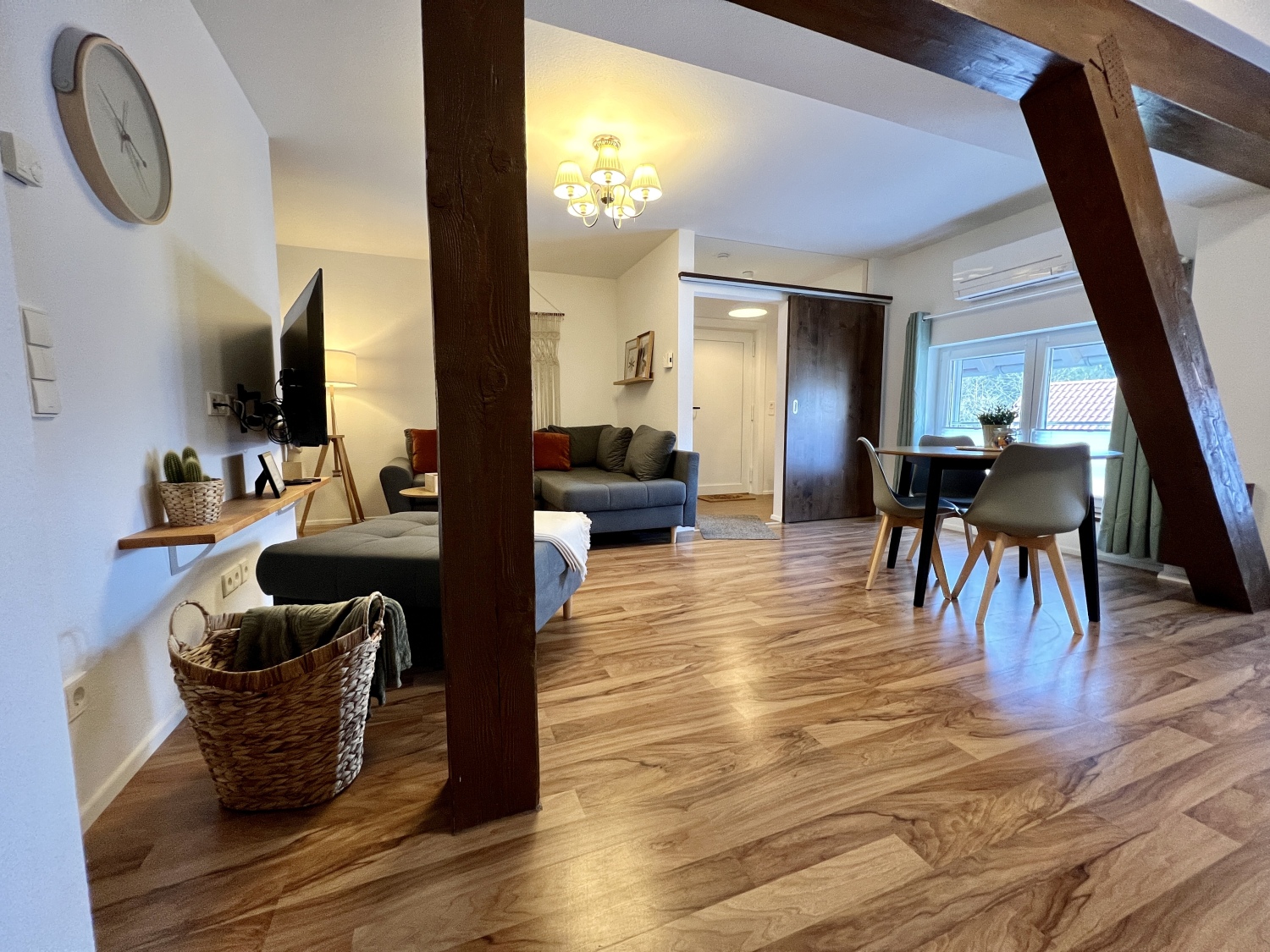 3_Wohn-Esszimmer (6).jpg