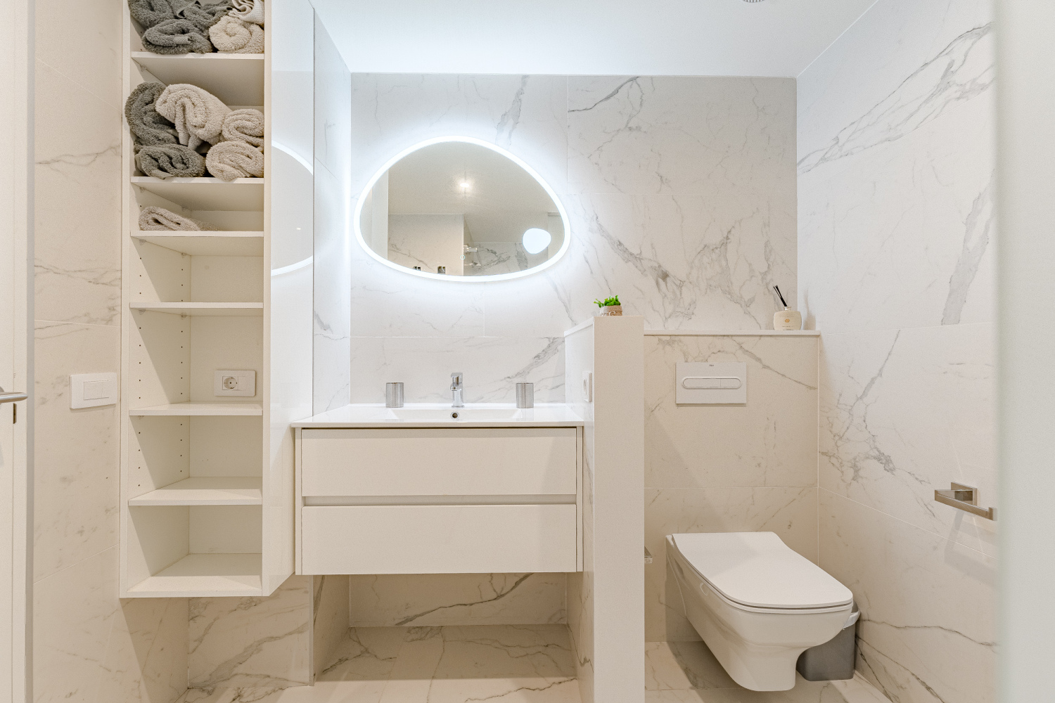 Altamira 415 14 Badkamer.jpg