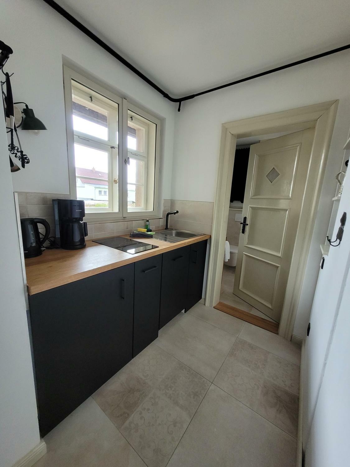 230429_SN_Küche von Schrank.jpg.jpg