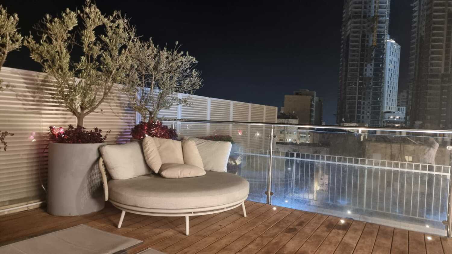 WhatsApp Image 2024-10-07 at 17.49.54 (2).jpeg