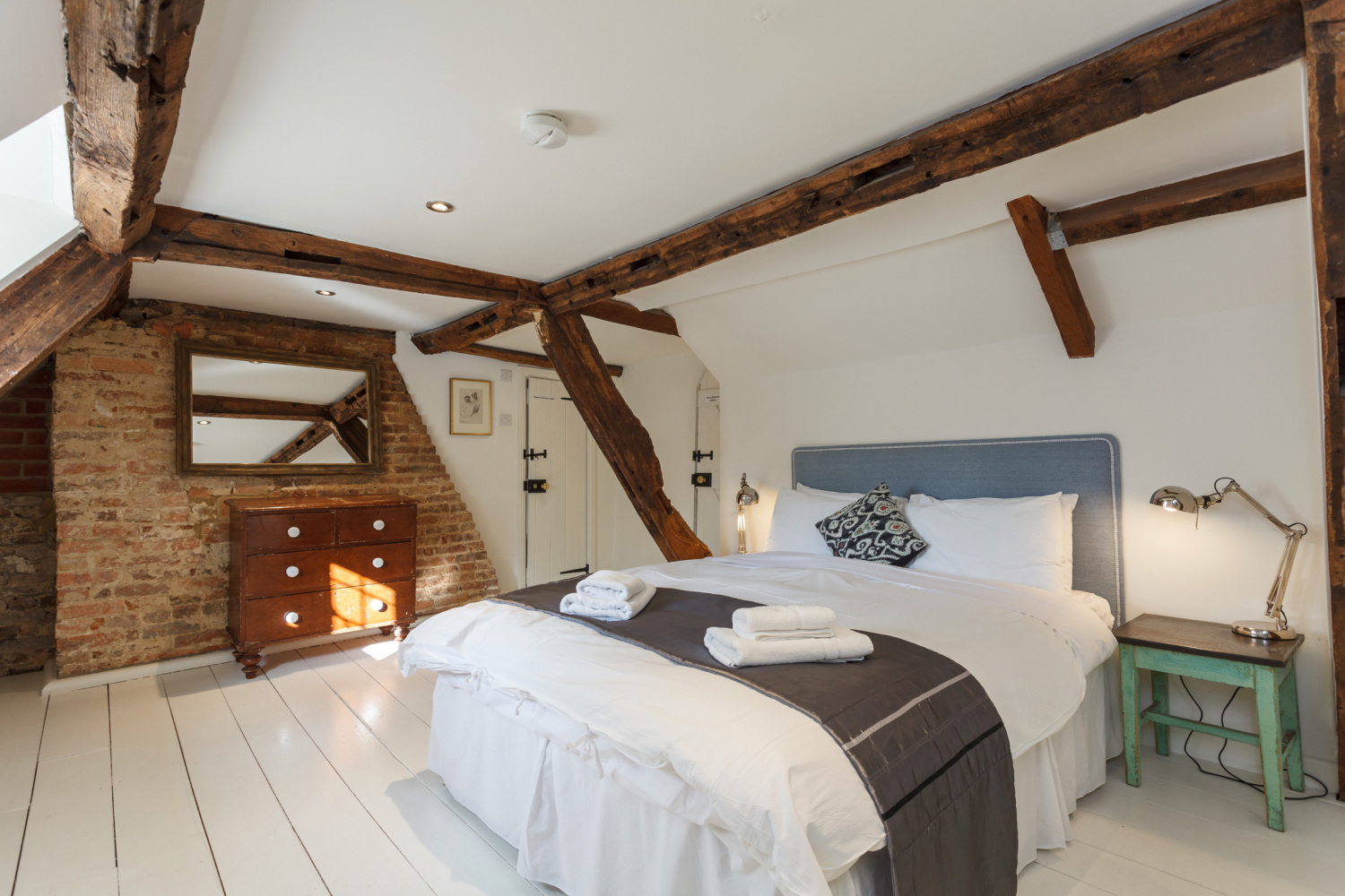 Gate House Family Room 2.JPG