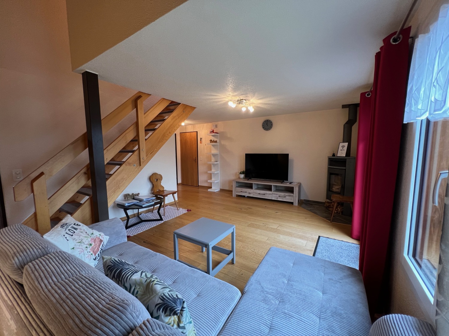 Wohnzimmer Komplett.jpeg