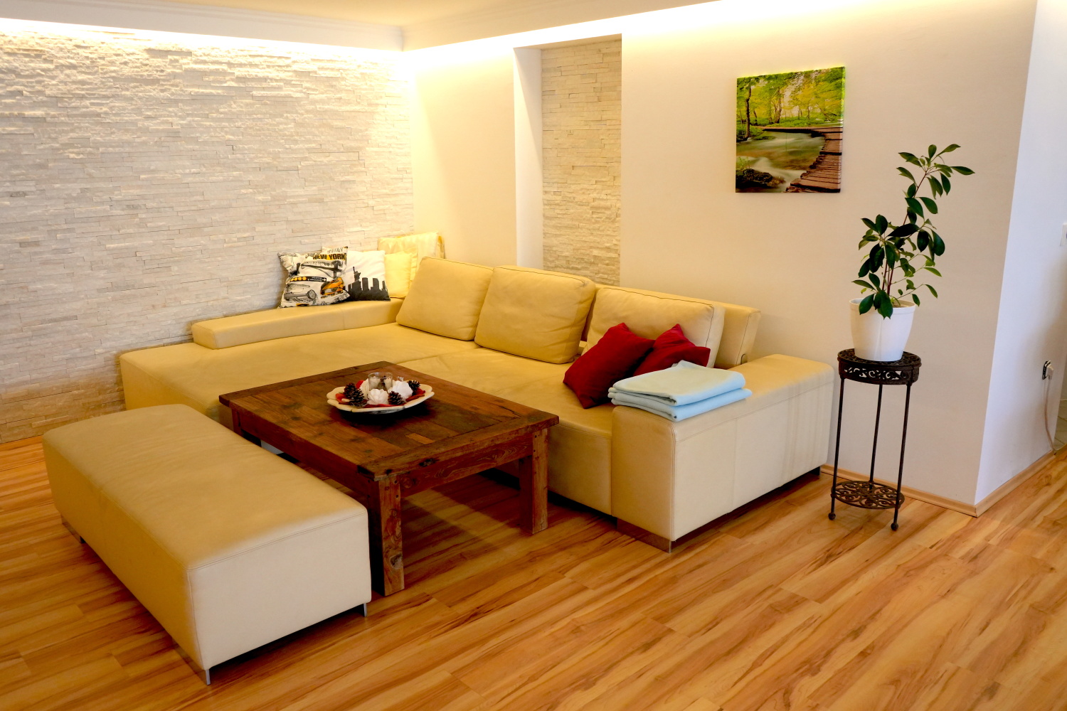 Wohnzimmer groß01.JPG