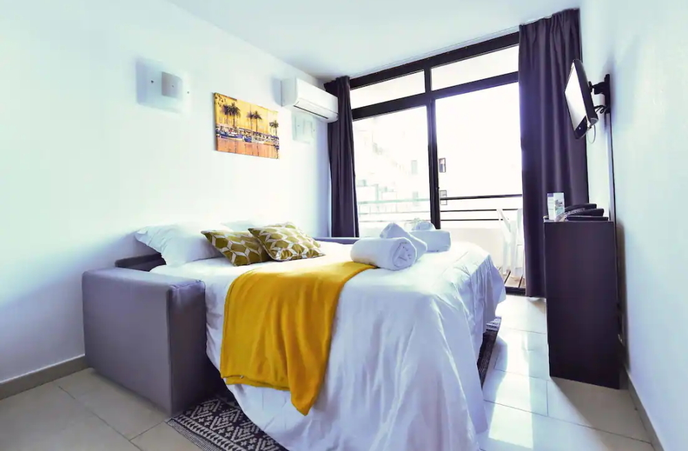 CosySeaside Corsica (4).jpg