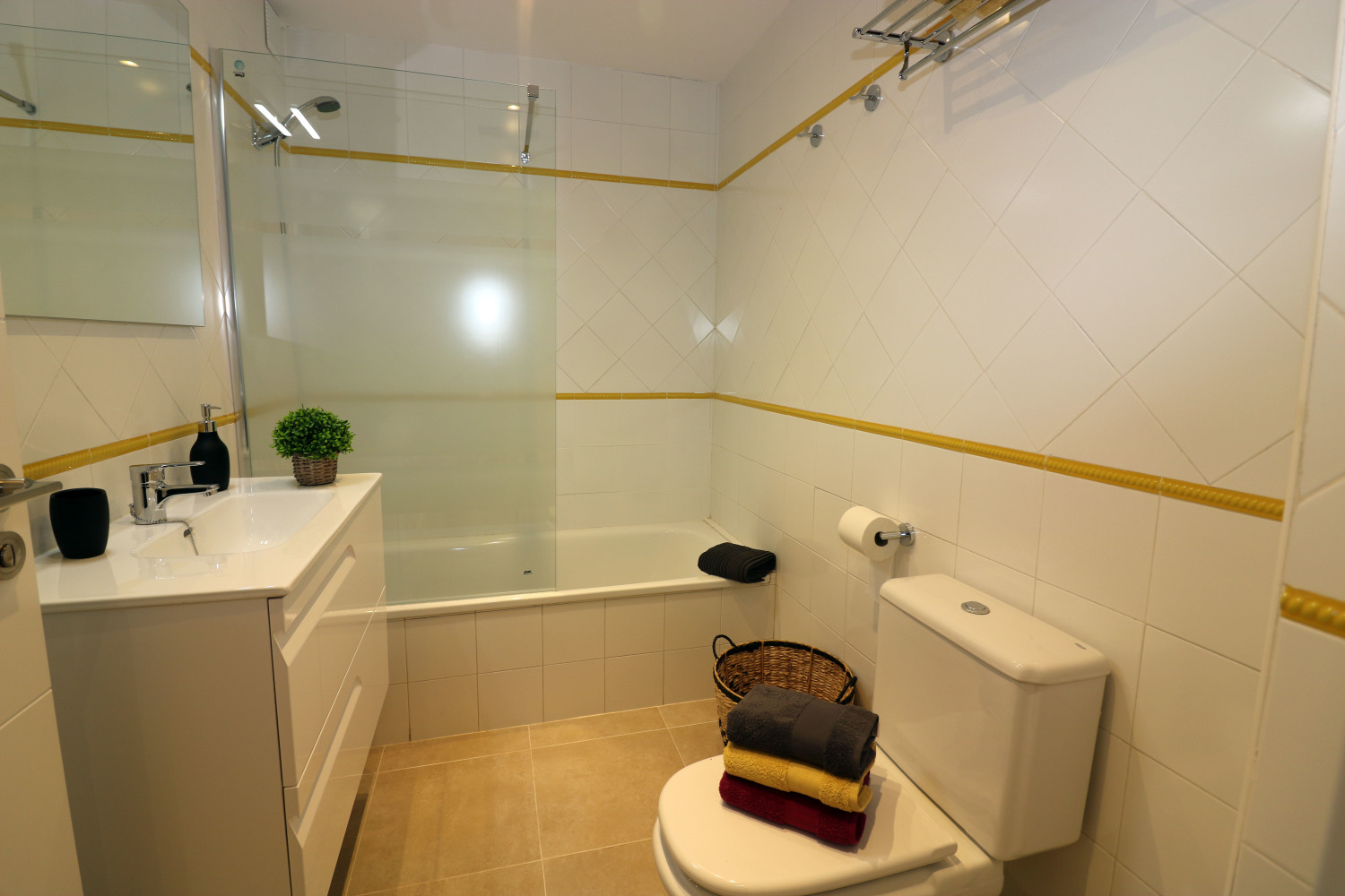 bany groc foto 4_2.jpg