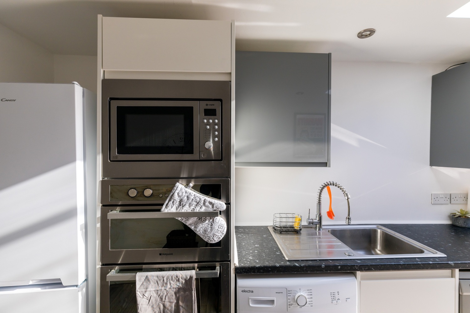 147 Treharris St 018.jpg