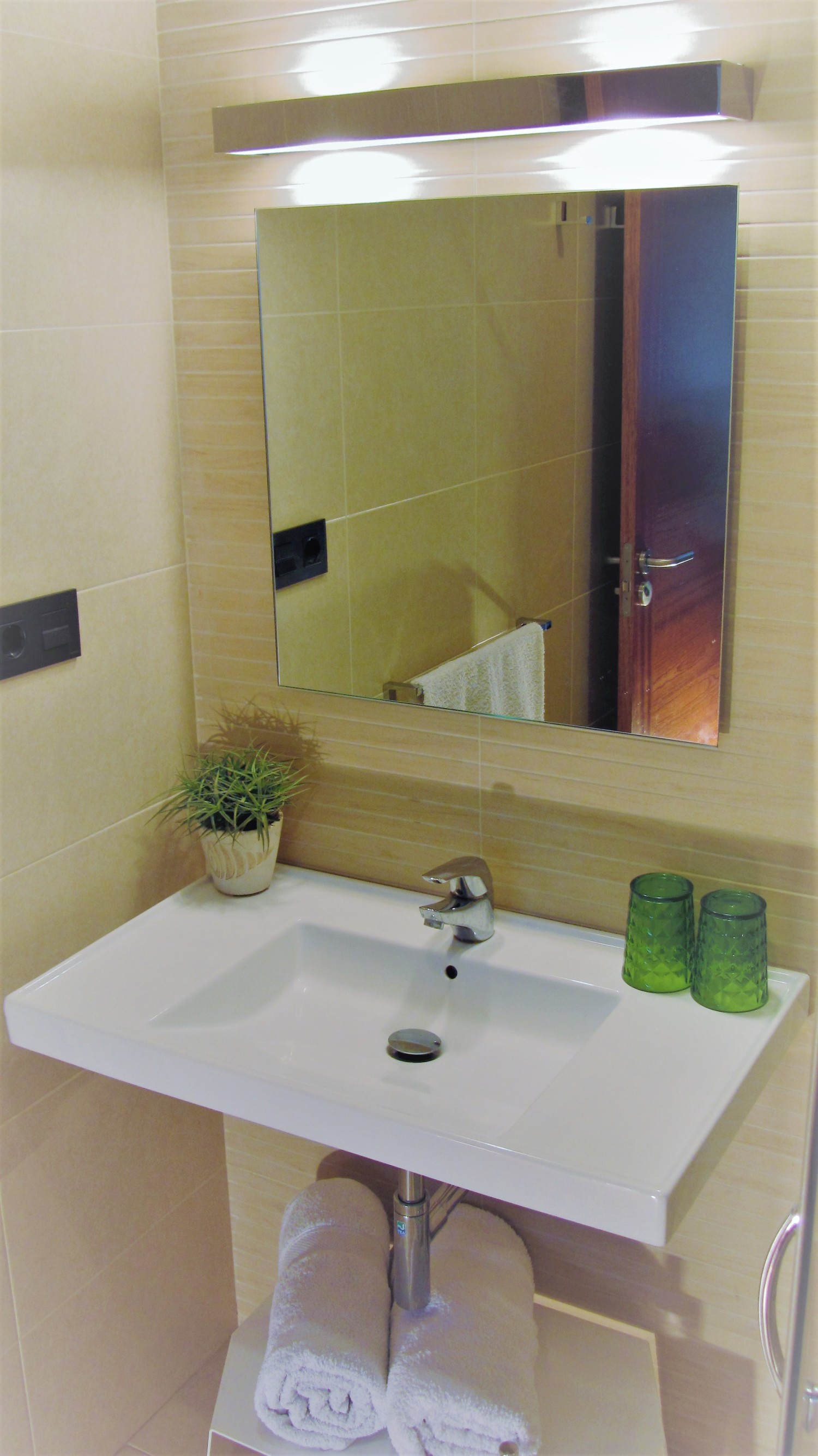 51 Natahoyo Baño.jpg