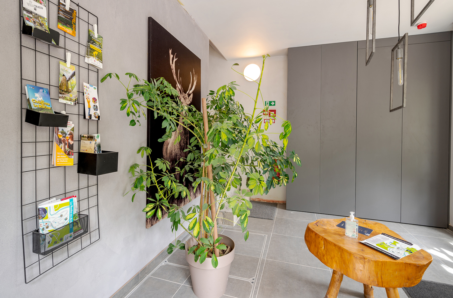 LROOur-10-01 (39).jpg