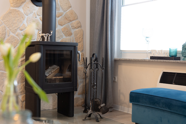 Bungalow Kamin Kopie.jpg