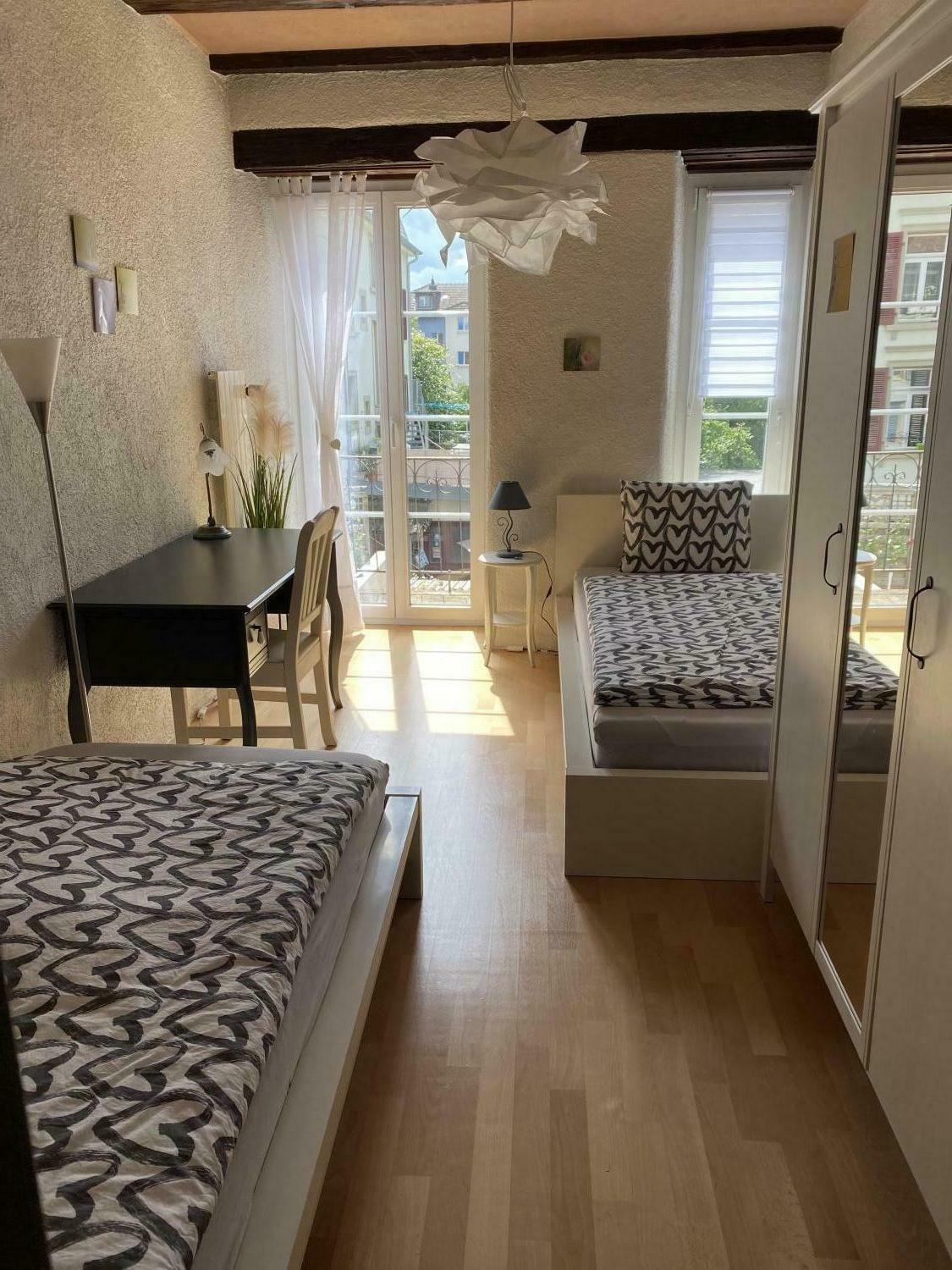 Schlafzimmer W IMG_4397.jpg