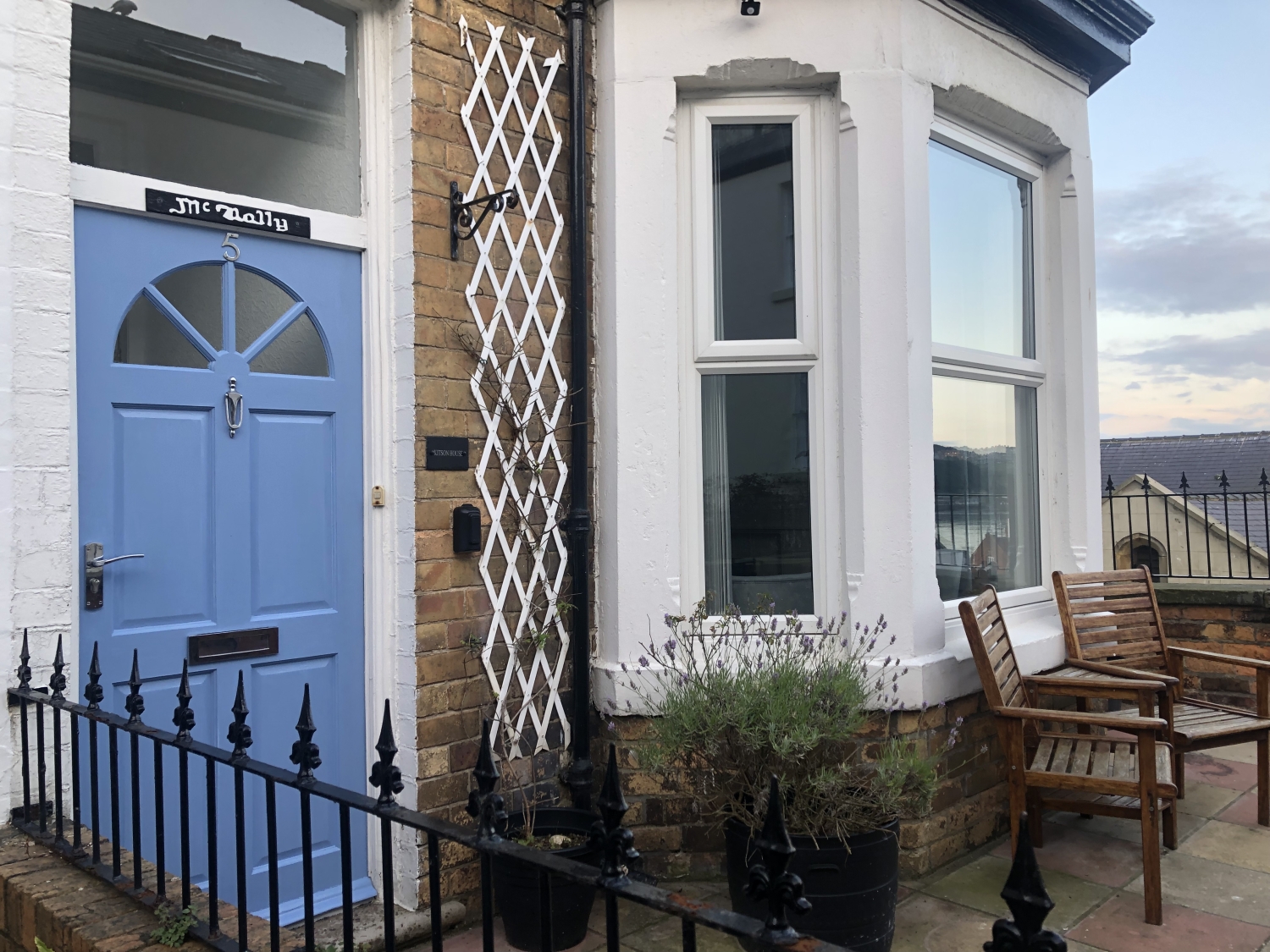 1. blue door IMG_8891.jpg