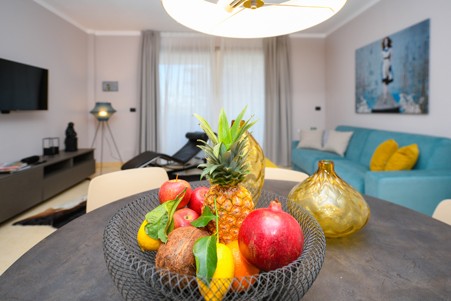 106 Stillleben_Tisch.jpg