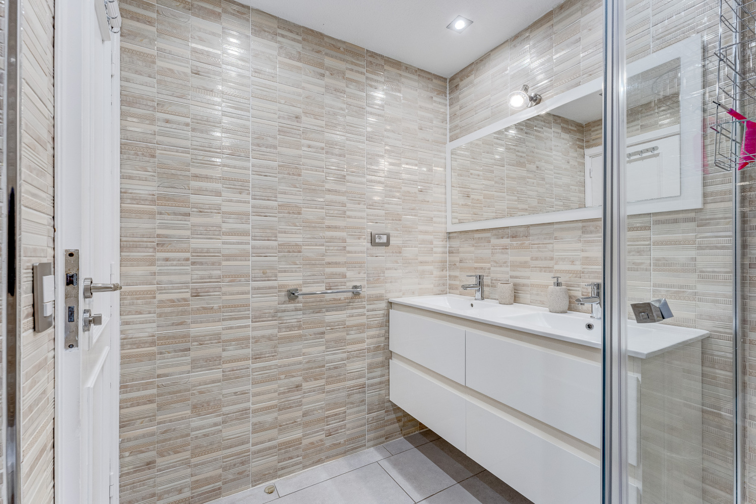 20230425 - 25 - Claudia - Club Paraiso - FV-18.jpg