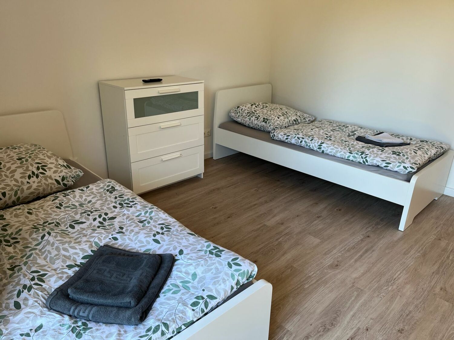 W5 Schlafzimmer 1 (4).jpg