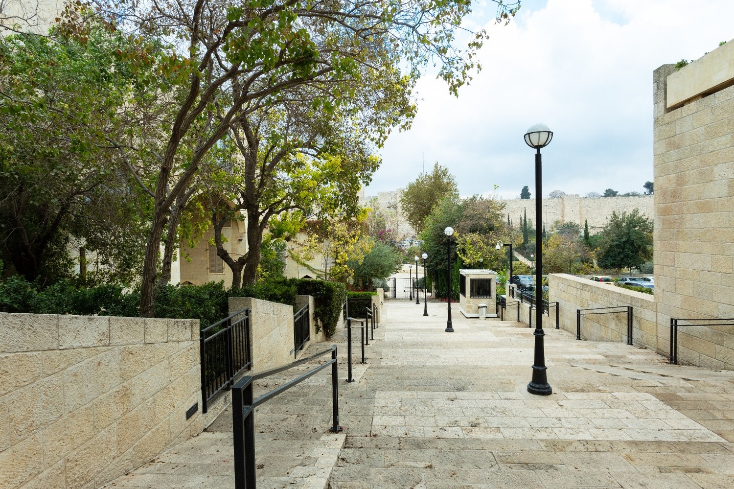 WhatsApp Image 2018-11-28 at 19.46.51 (2).jpeg