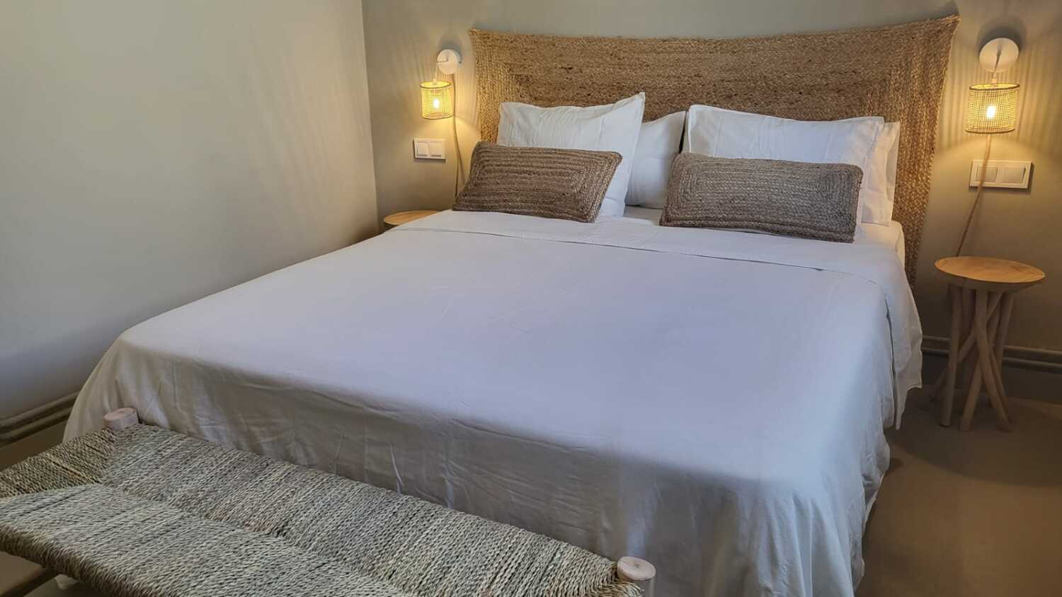 WhatsApp Image 2024-12-26 at 16.18.13 (1).jpeg