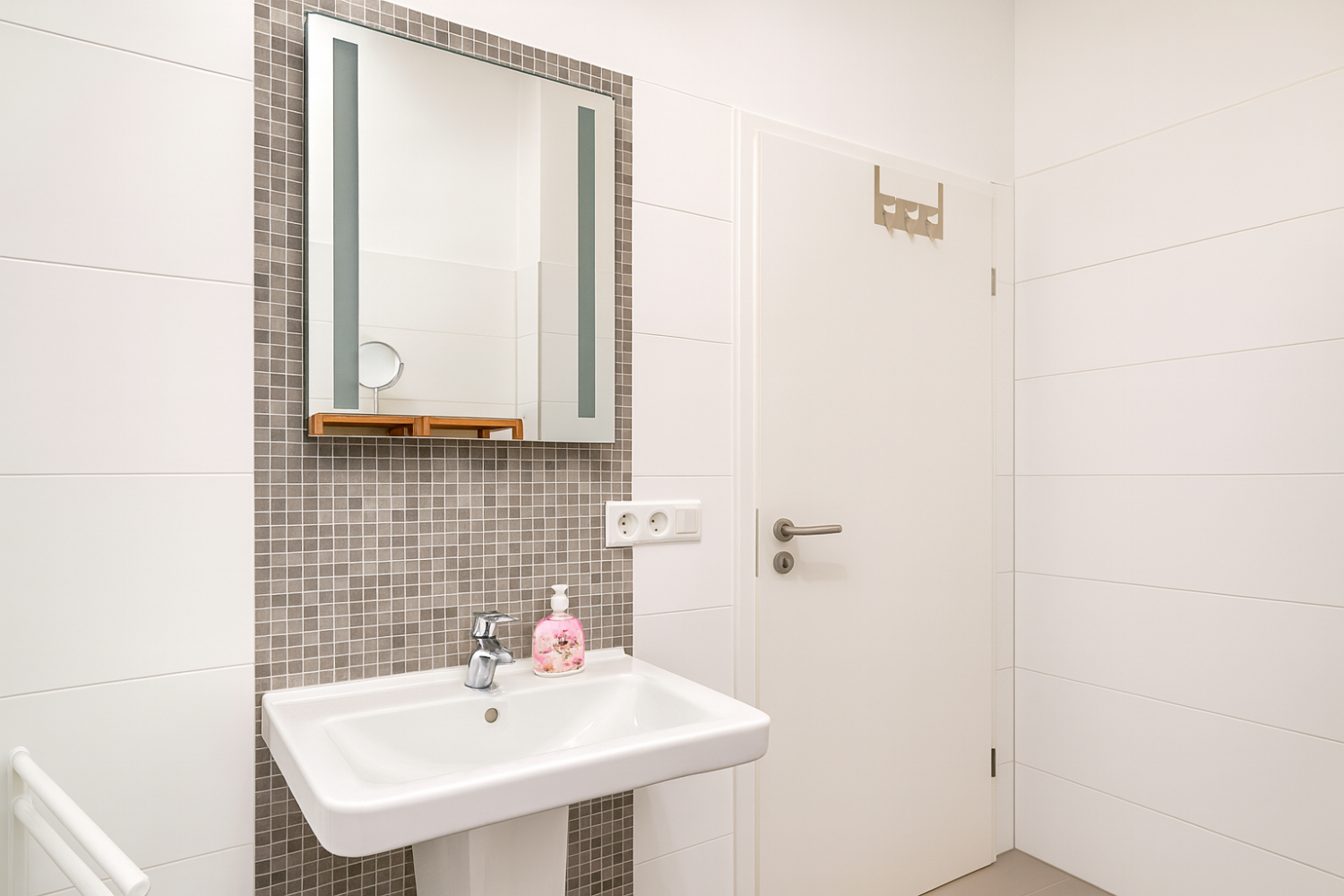 ChatGPT Image 17. Nov. 2025, 23_04_59.png