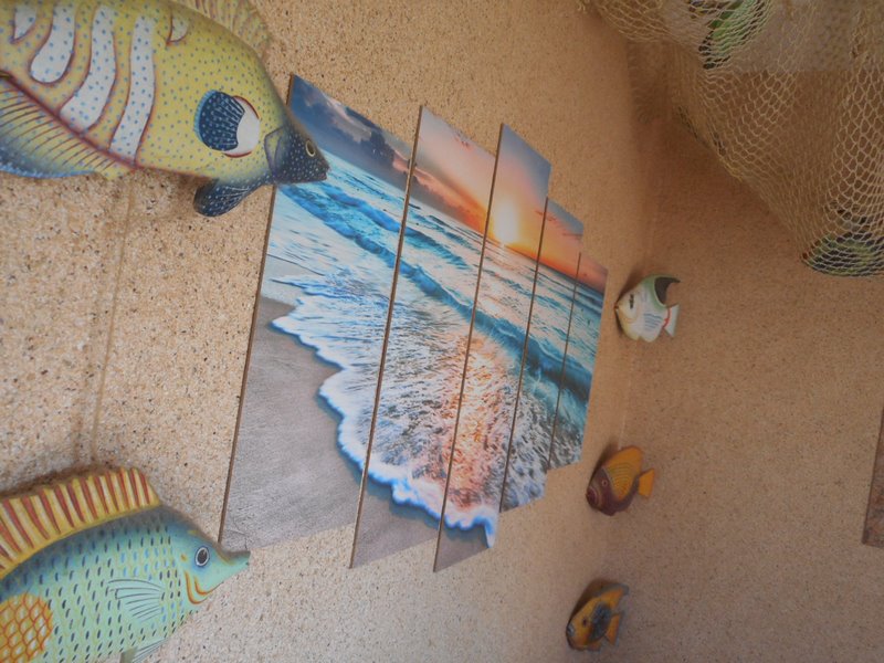 q LUVITERE decor dining room salle manger.JPG