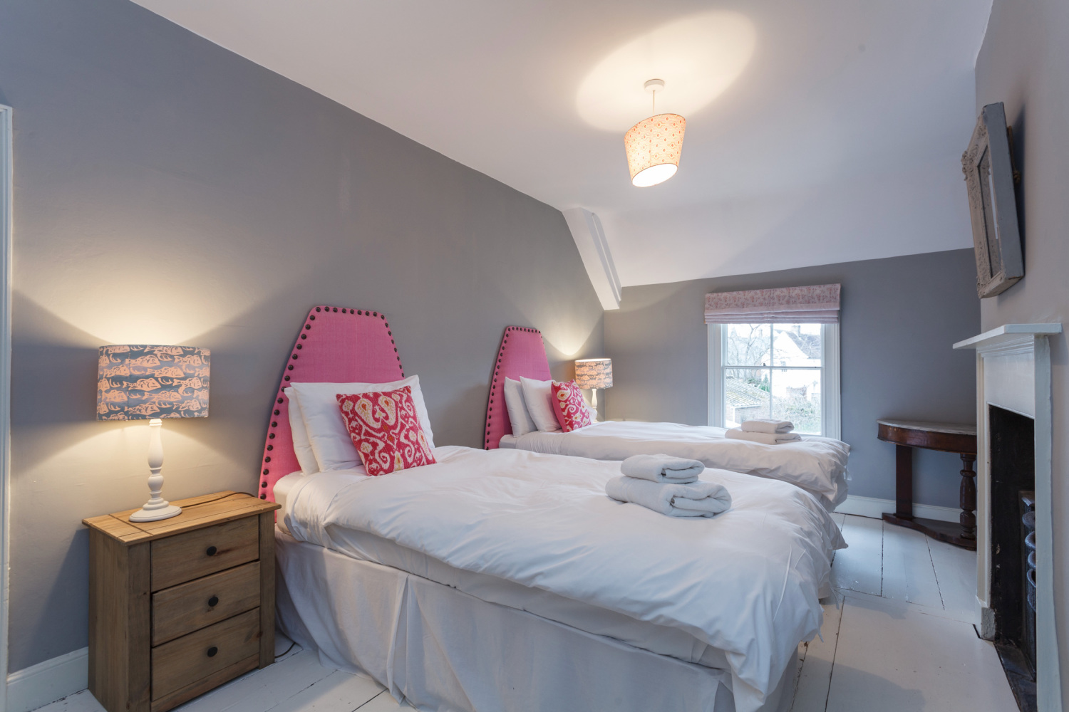 Gate House Twin 3.JPG