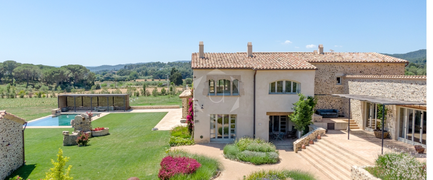 Modern Luxury Masia ,Mont ras, playa de castell,  Unique Costa Brava Homestory0106.jpg