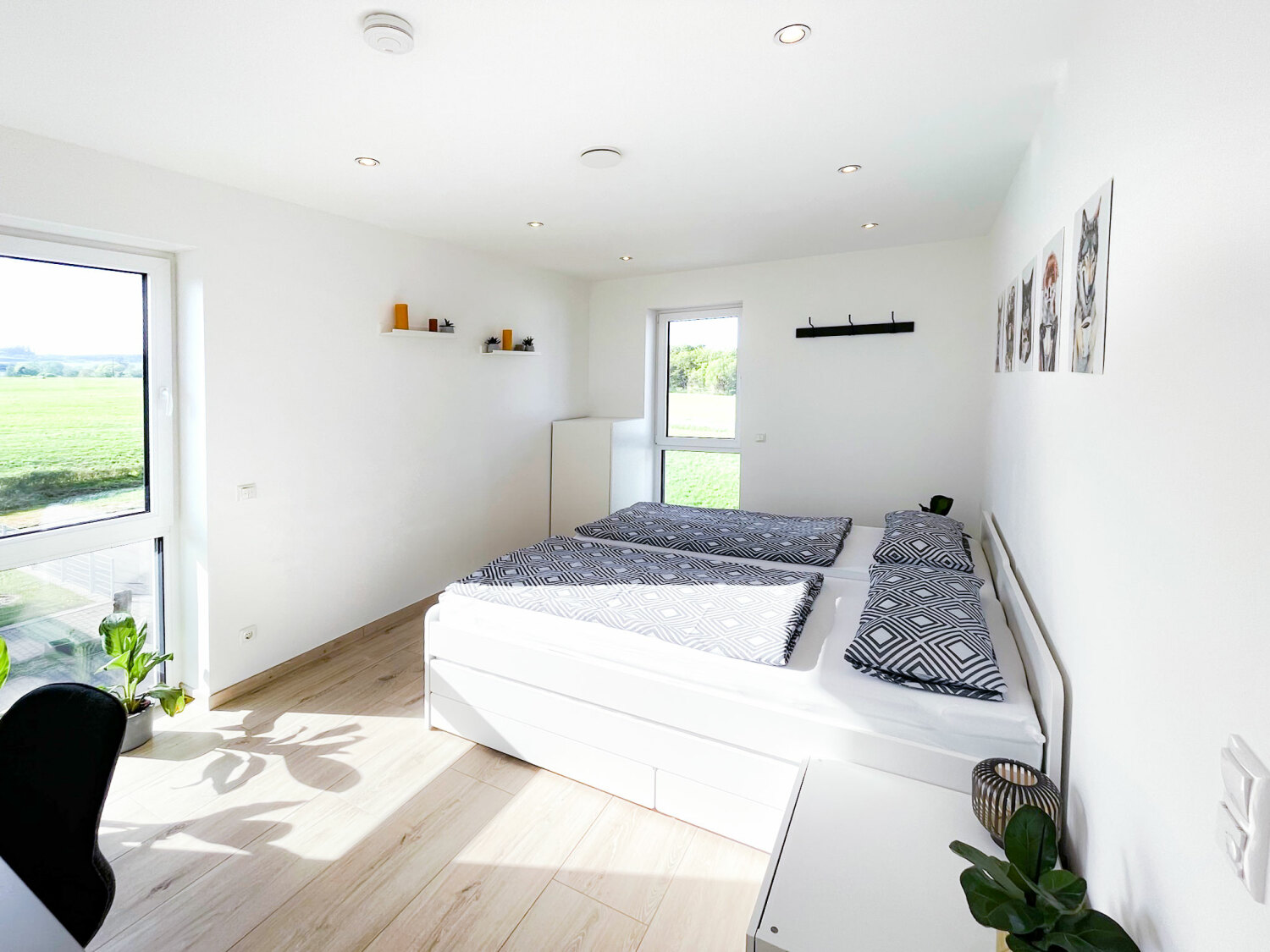 Schlafzimmer 2 EZ (2).jpg