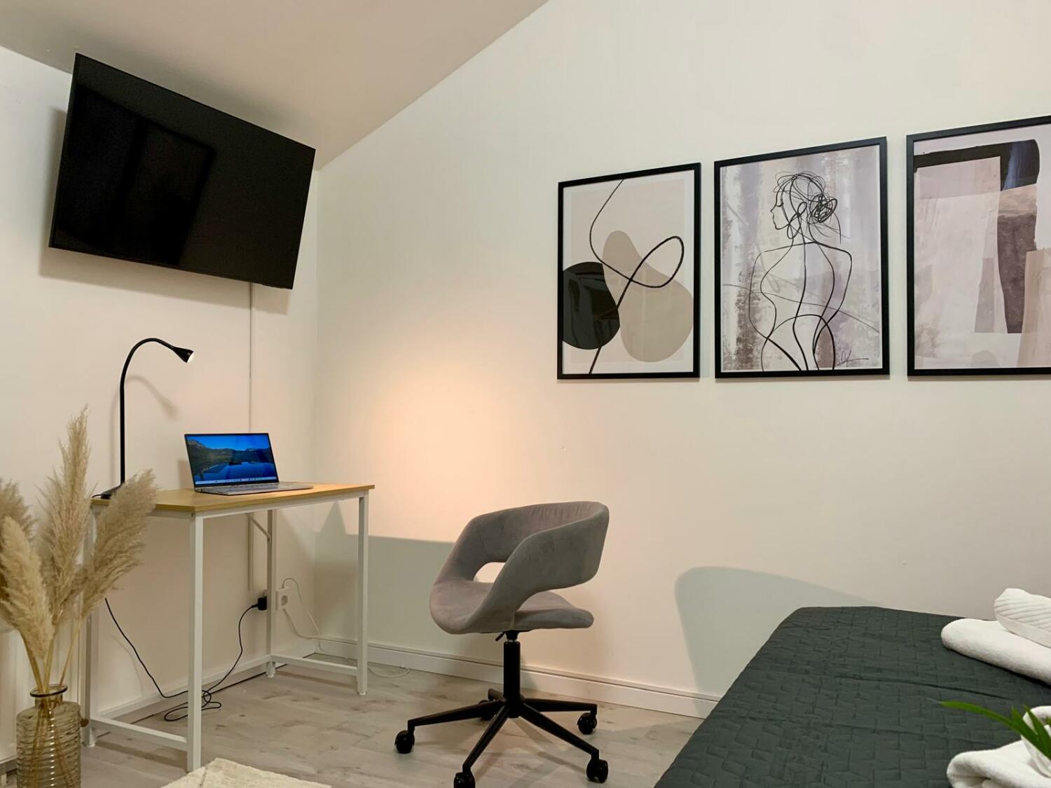 PHOTO-2024-11-01-18-06-31 (17).jpg