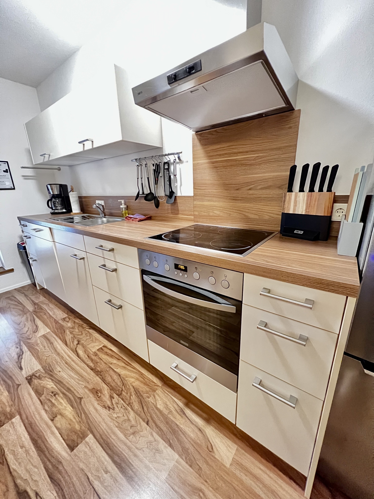 3_Wohn-Esszimmer (5).jpg