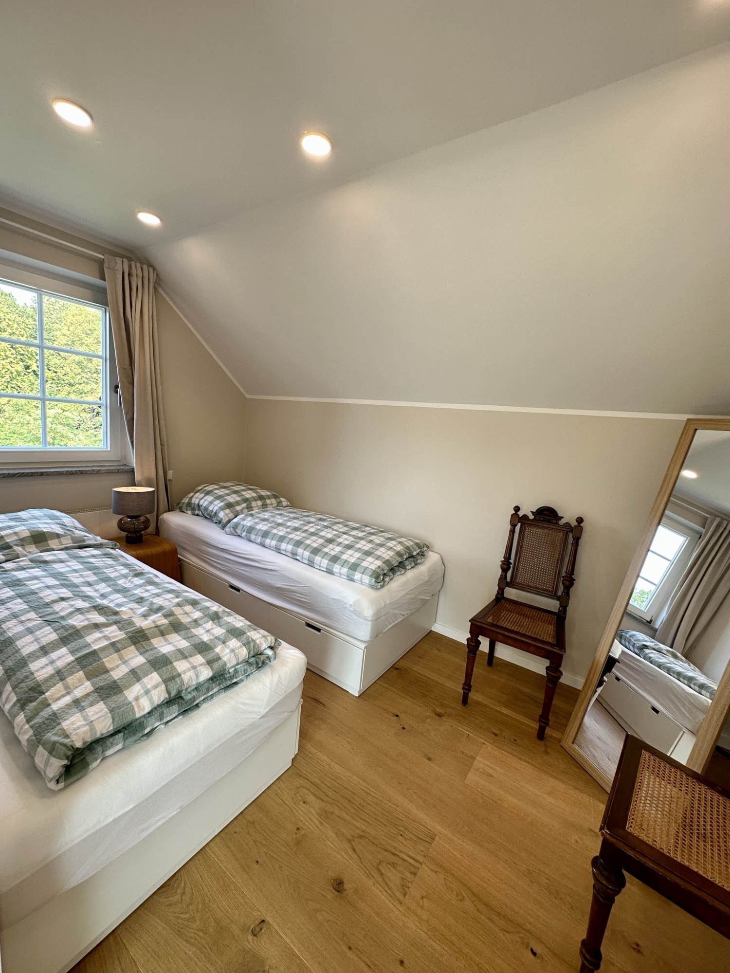 Schlafzimmer OG.jpeg