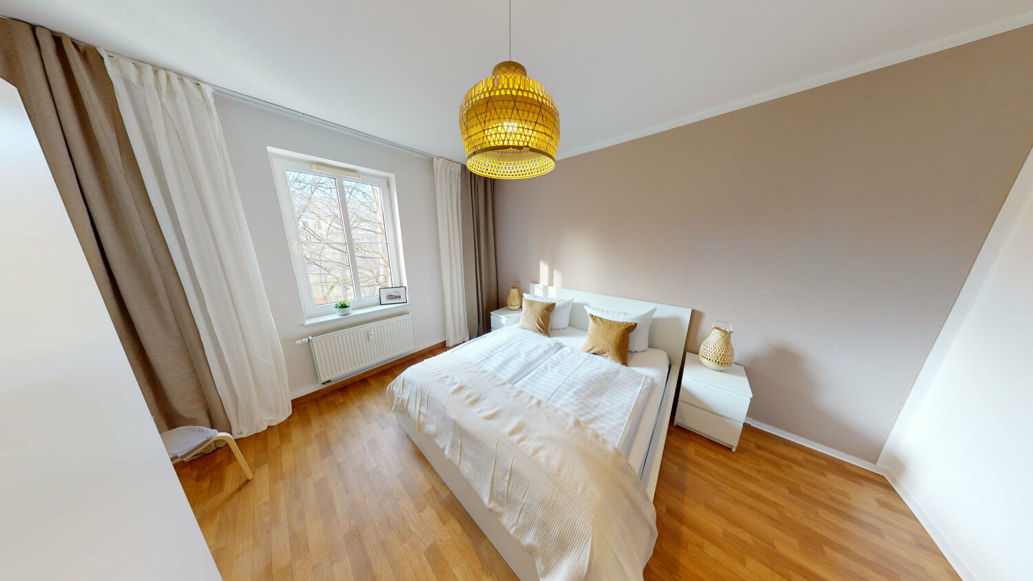 Jahnstr. 22 1R Schlafzimmer (3).jpg