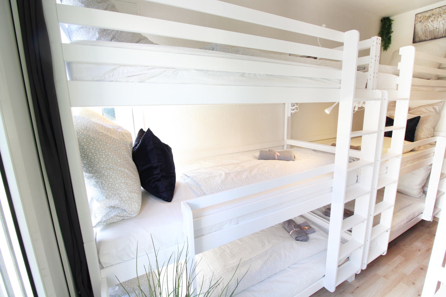 2023-09-21 - 102 - bunk beds_b.jpg