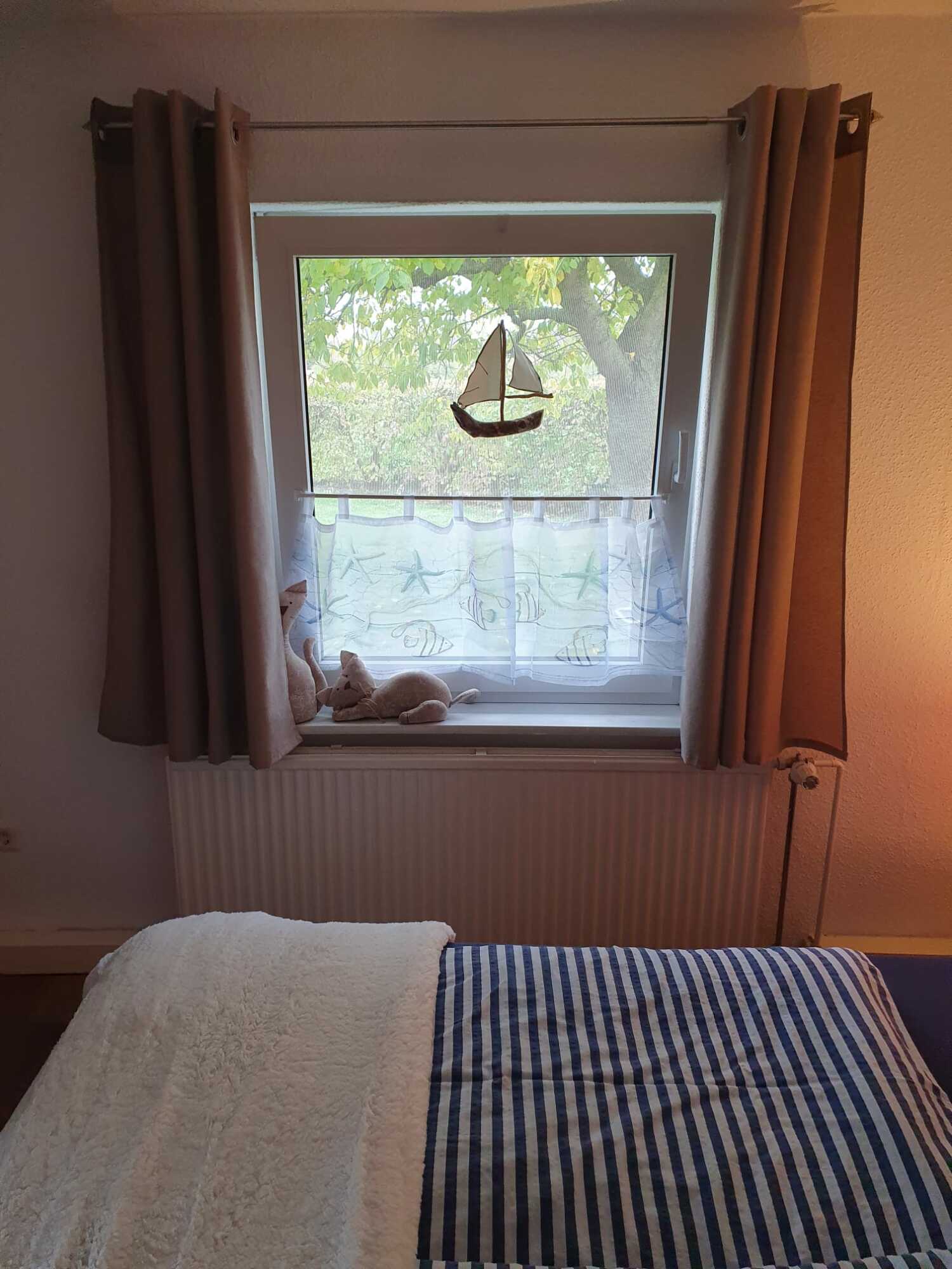 Schlafzimmer (3).jpg