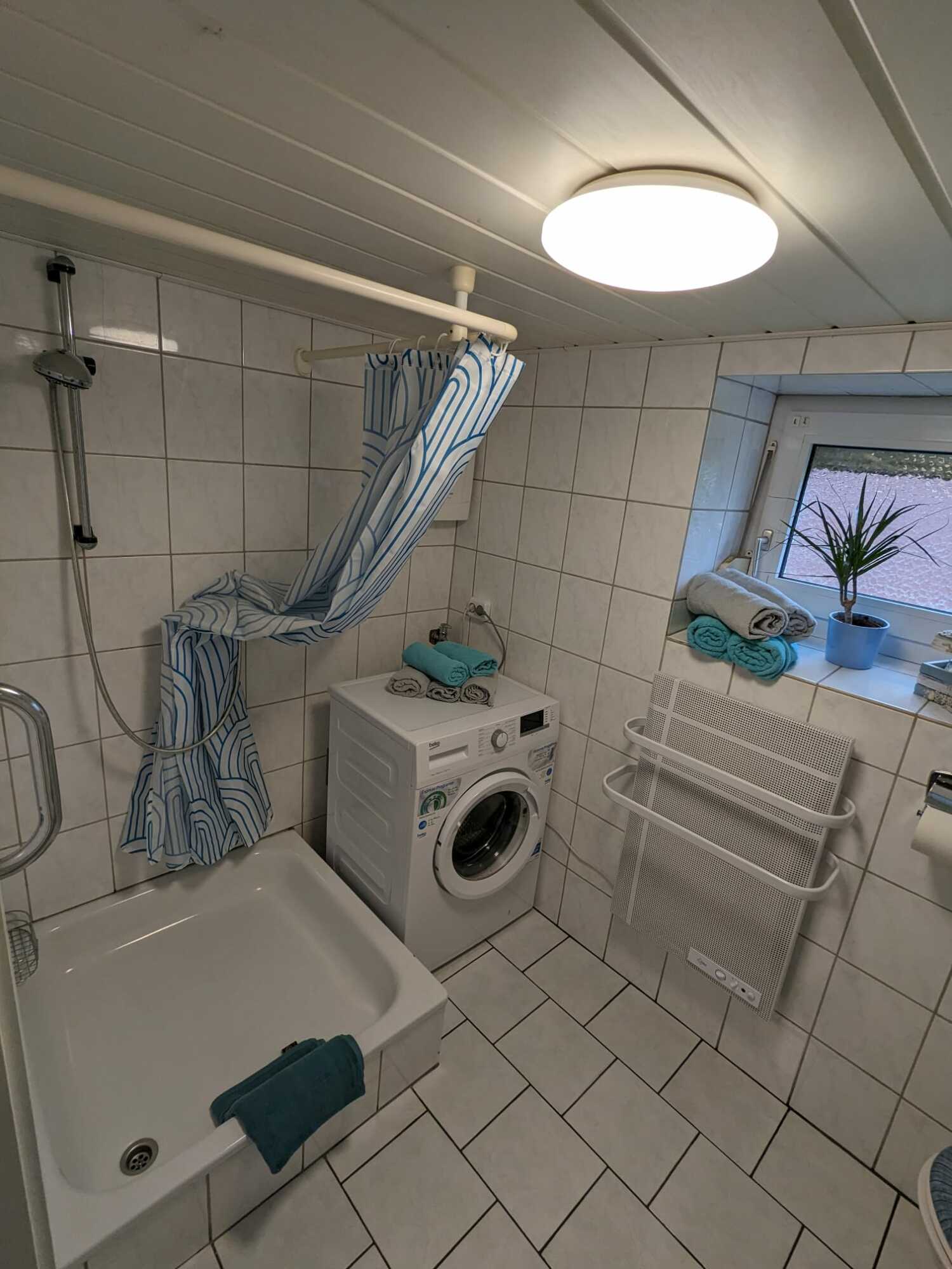 Badezimmer 02.jpg