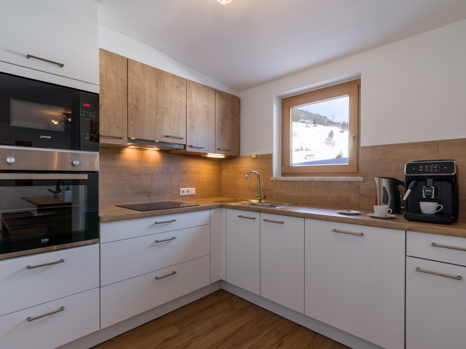 Wohnung 4 Küche.jpg