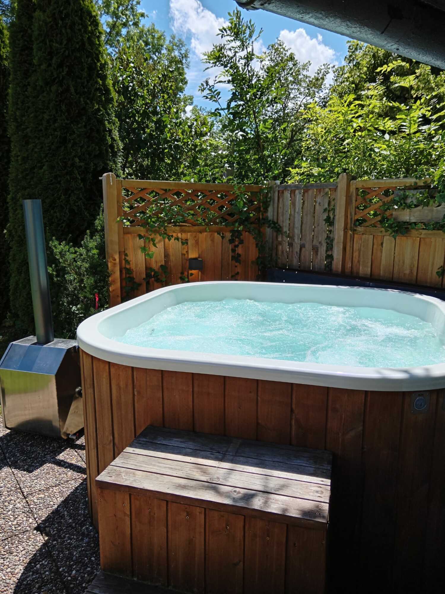 WhatsApp Image 2024-06-17 at 09.00.15 (2).jpeg