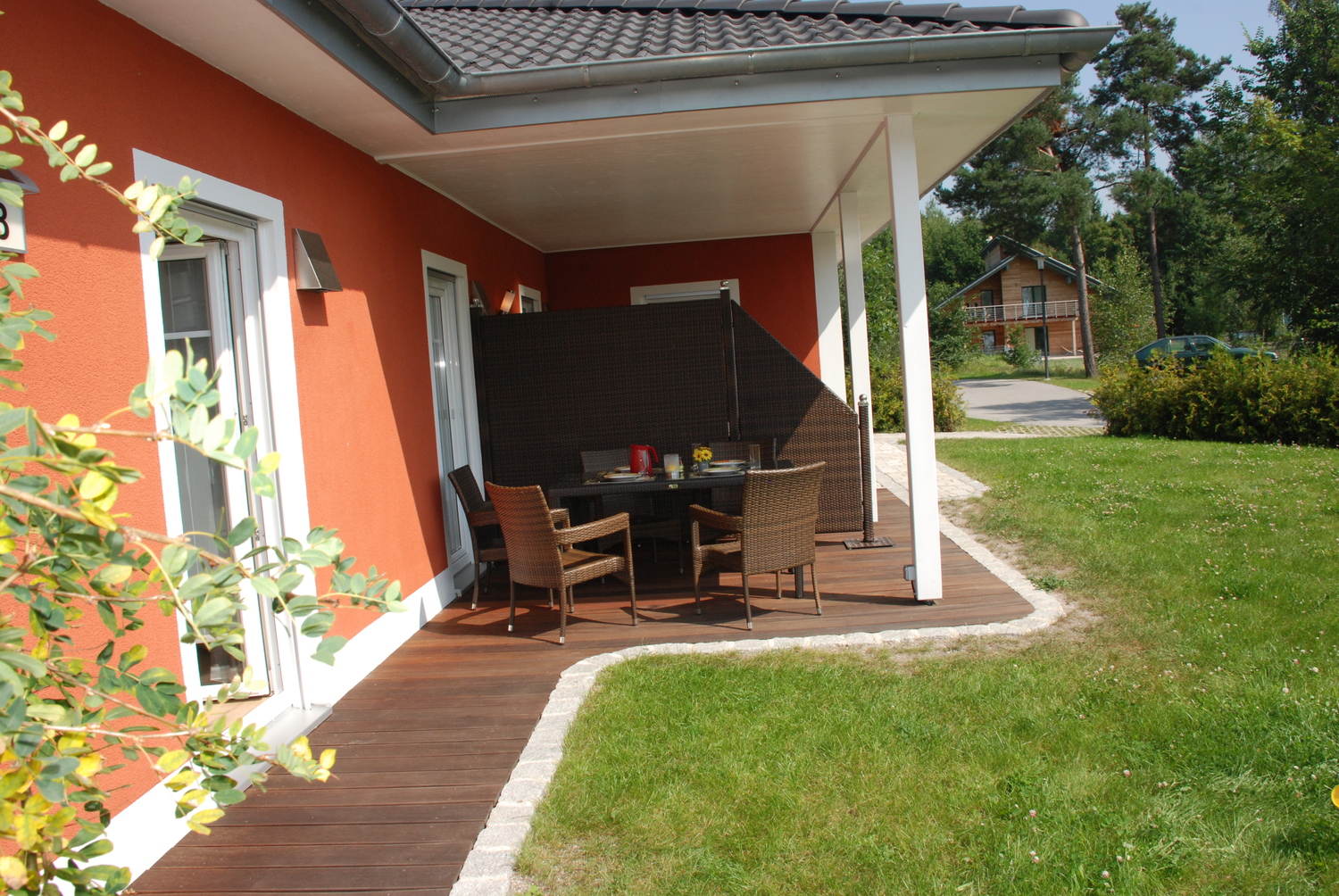 8. Terrasse kleines App..JPG