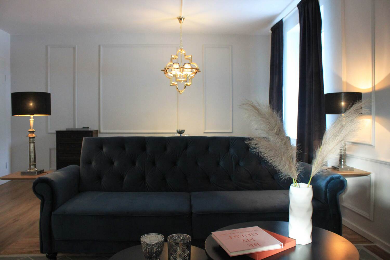 RB Apartment Schlafsofa.jpg