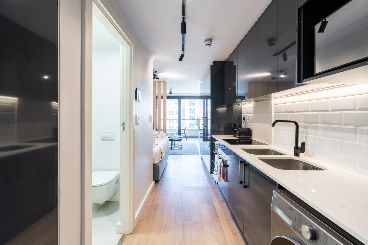 528 Newlands Peak.jpg