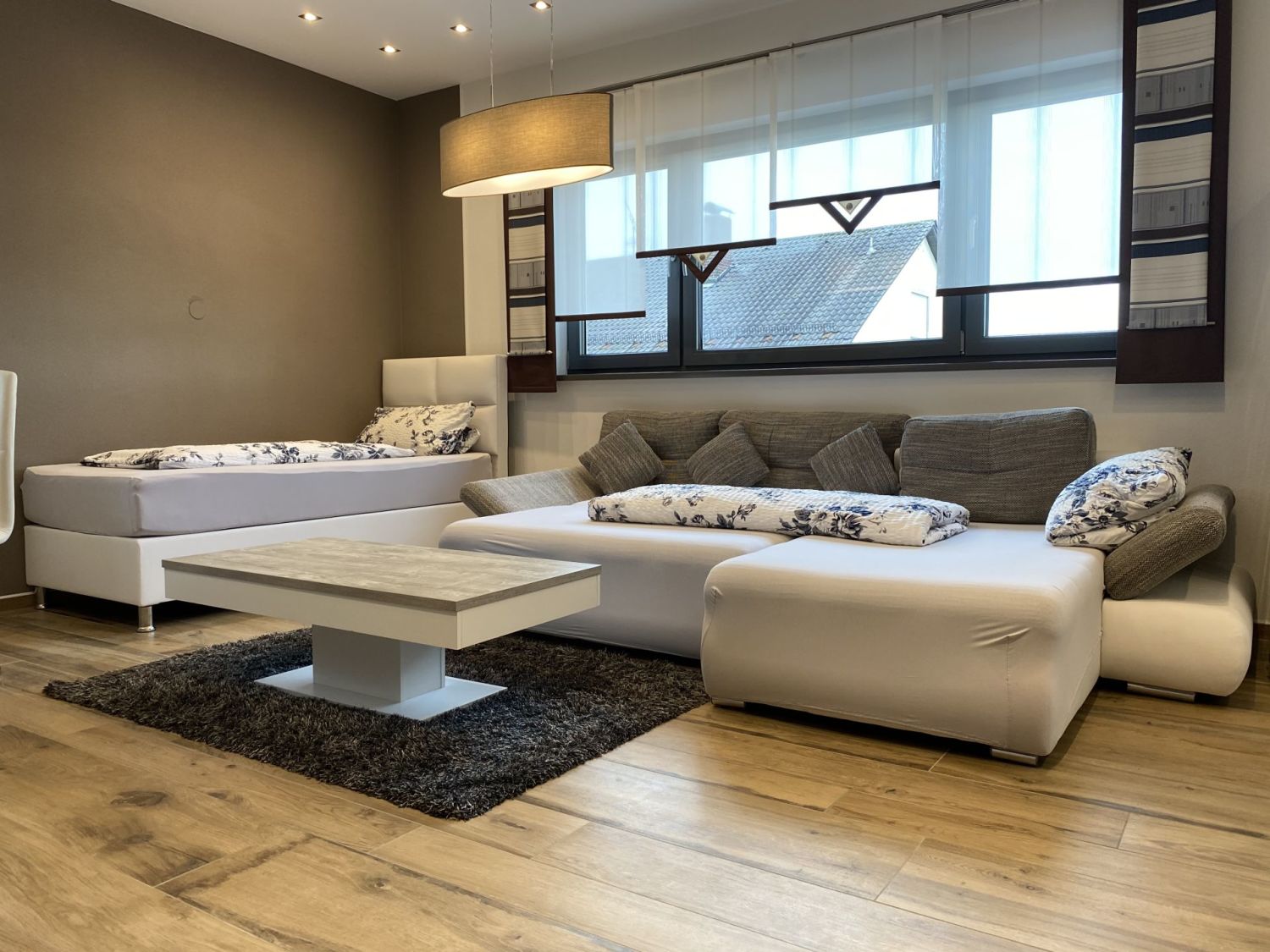 WA329_(App. Stefan) Joh.-Seb.-Bach-Str. 19, 92442 Wackersdorf (4).jpg